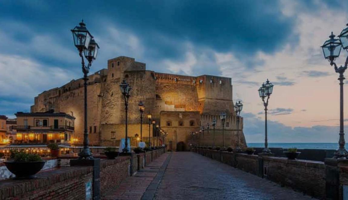 Bed and Breakfast La Casa Di Raffaele Napoli Centro Zewnętrze zdjęcie